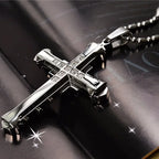 Colar de Aço Inoxidável com Cruz de Jesus em Cristal