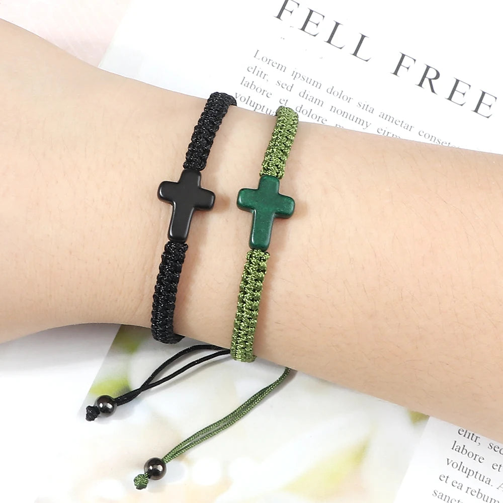 Pulseira Trançada Jesus com Cruz em Fio Vermelho e Preto