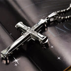 Colar de Aço Inoxidável com Cruz de Jesus em Cristal