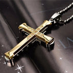 Colar de Aço Inoxidável com Cruz de Jesus em Cristal